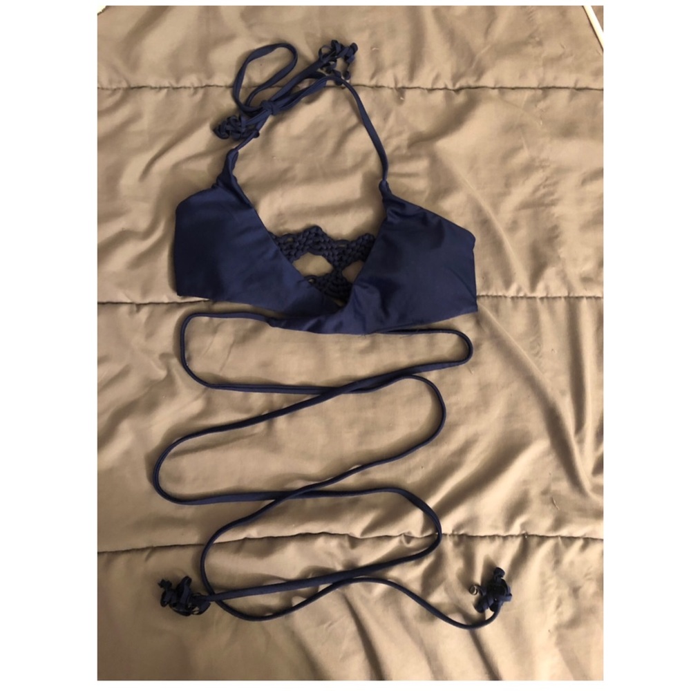 Criss cross tie up bikini top